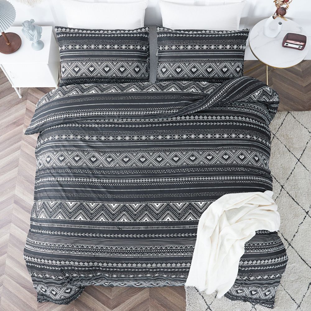 Avenzo Modern Boho Style Bedding Set