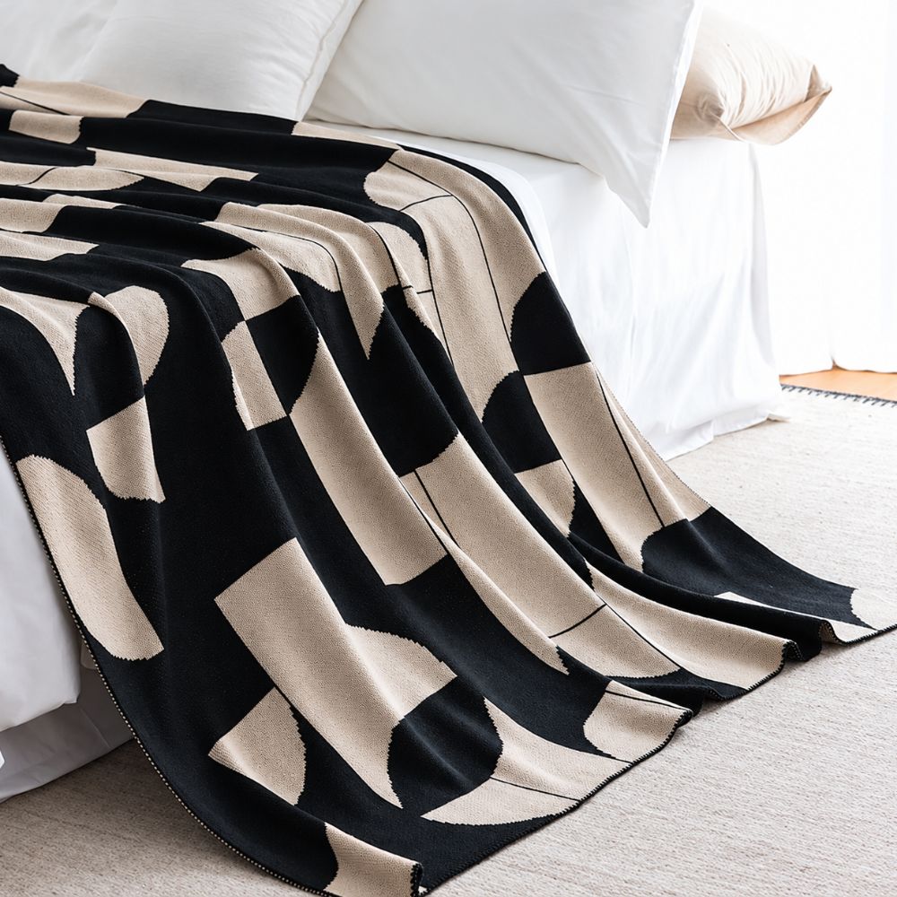 Artevana Monochrome Geometric Throw Blanket