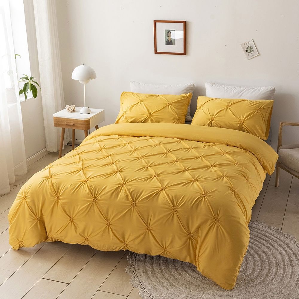 Amore Luxury Pinch Pleat Duvet Cover Set