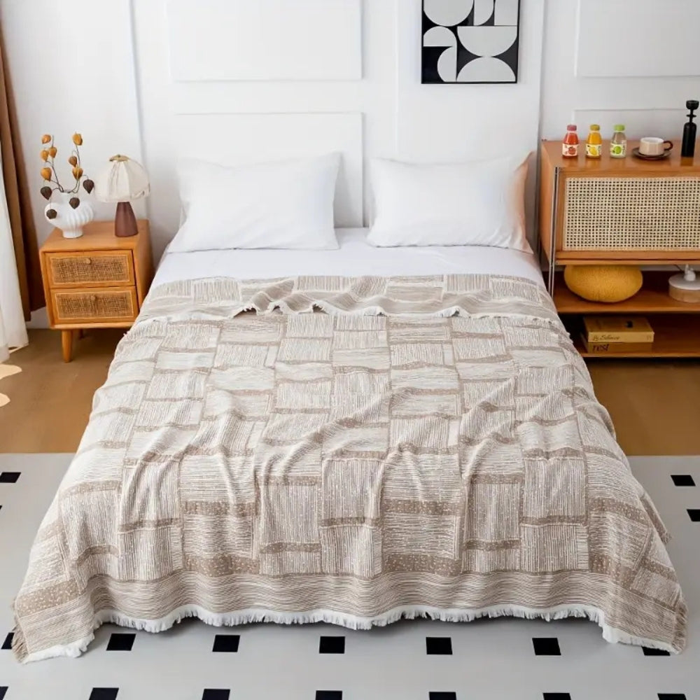 Mixed Tone Geometric Cotton Blanket