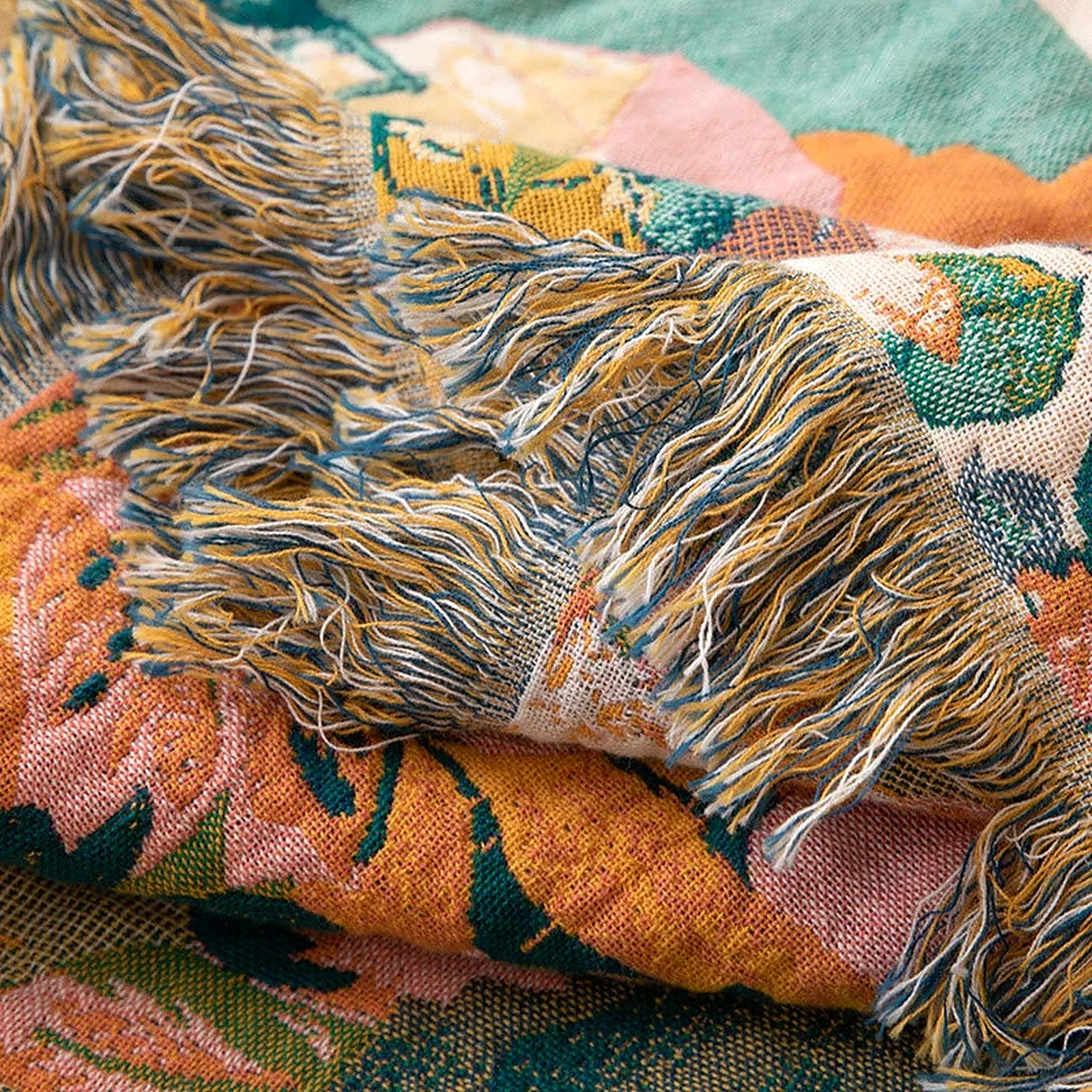 LoomVita Vintage Oil Painting Rosy Fringed Cotton Gauze Quilt